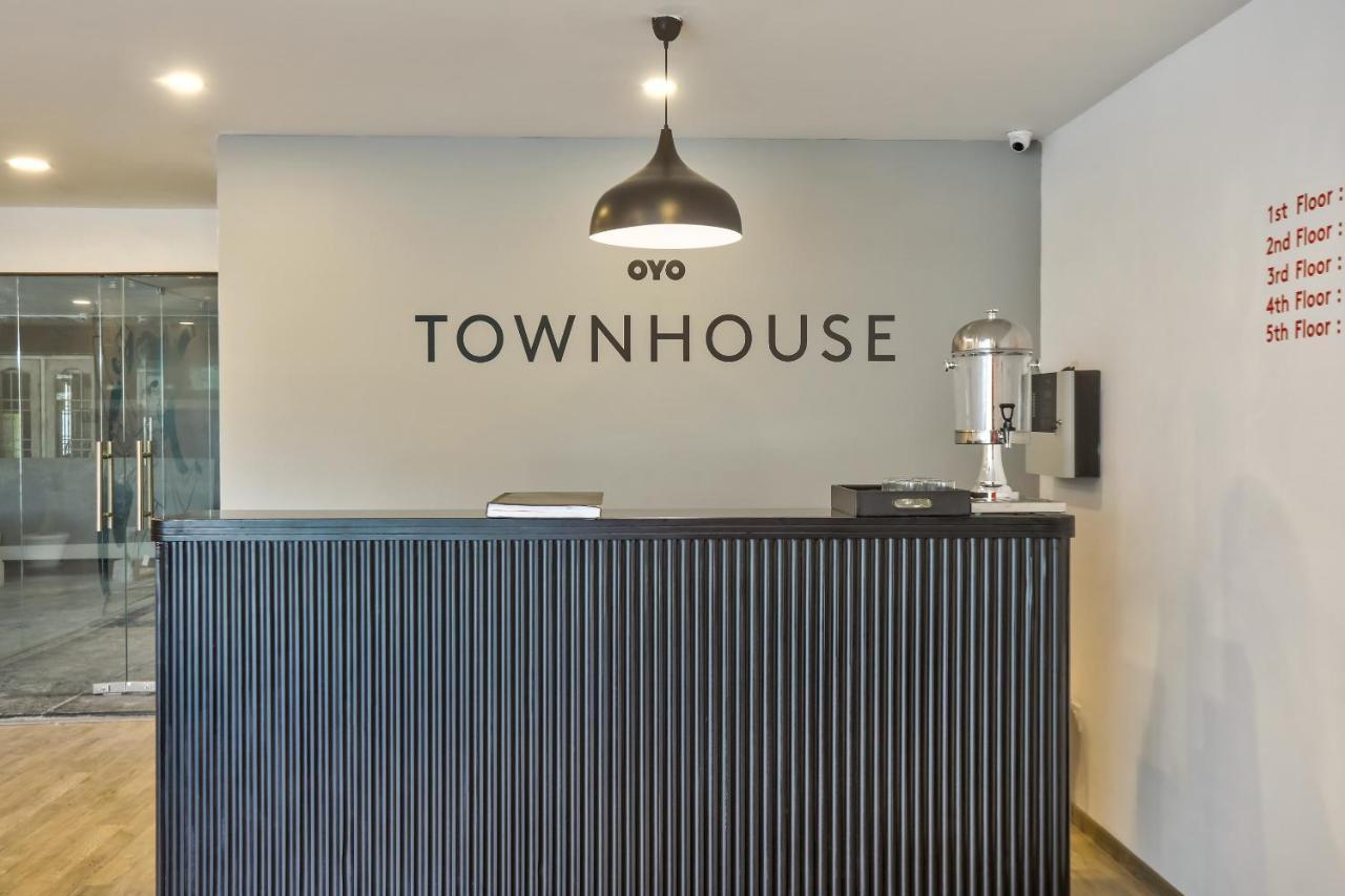 Hotel Oyo Townhouse 156 Maraimalai Nagar à Chennai Extérieur photo