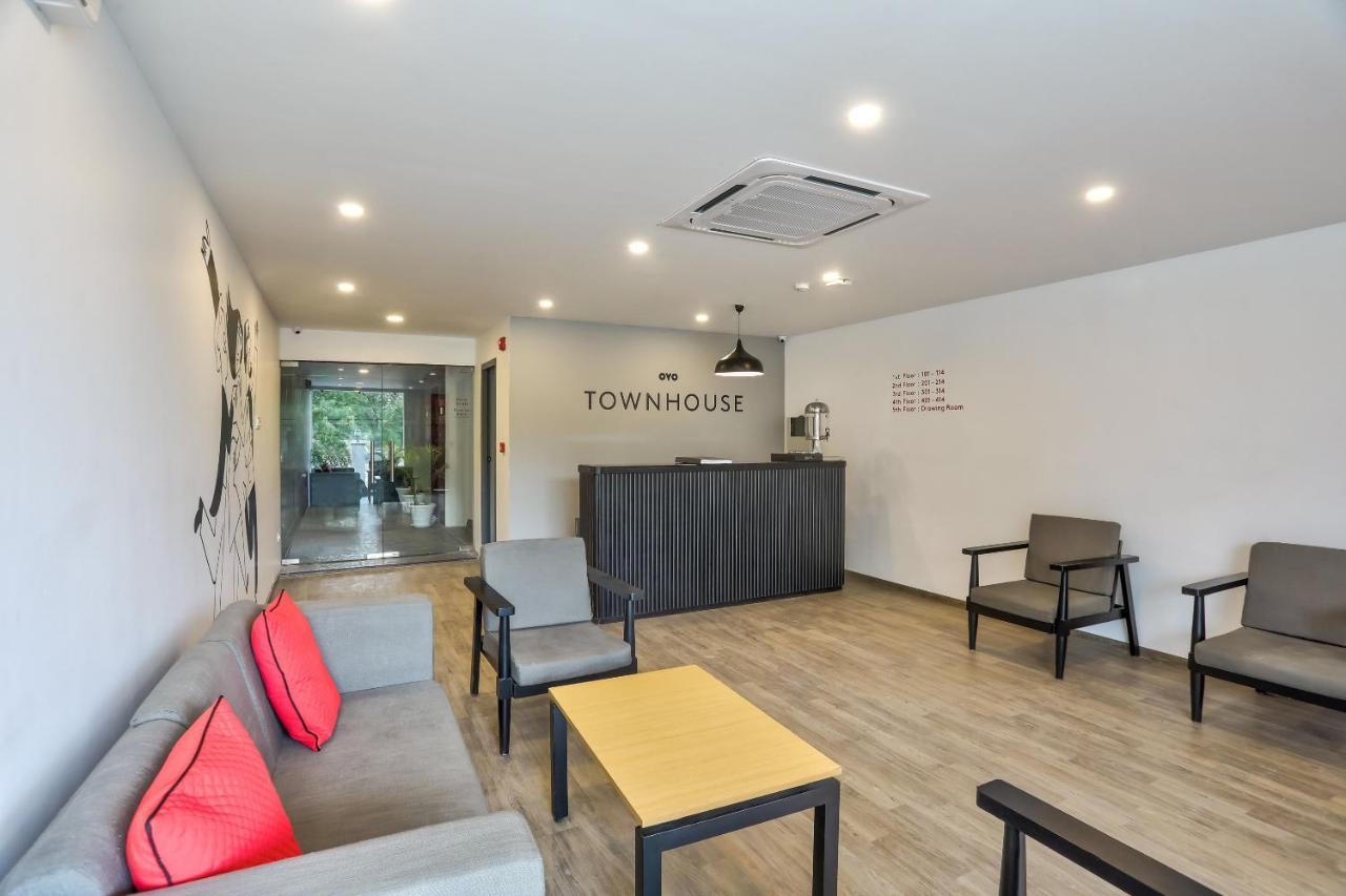 Hotel Oyo Townhouse 156 Maraimalai Nagar à Chennai Extérieur photo