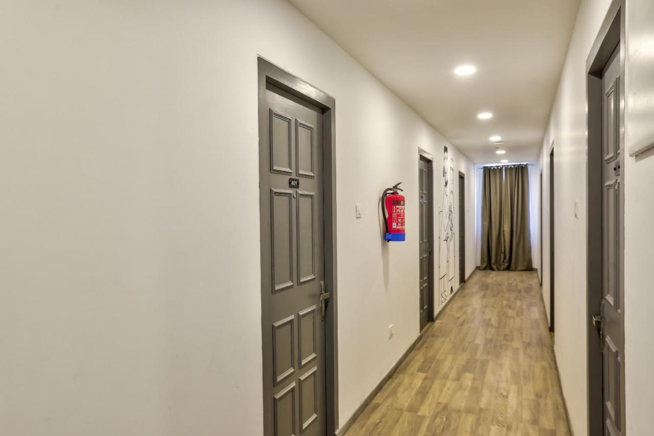 Hotel Oyo Townhouse 156 Maraimalai Nagar à Chennai Extérieur photo