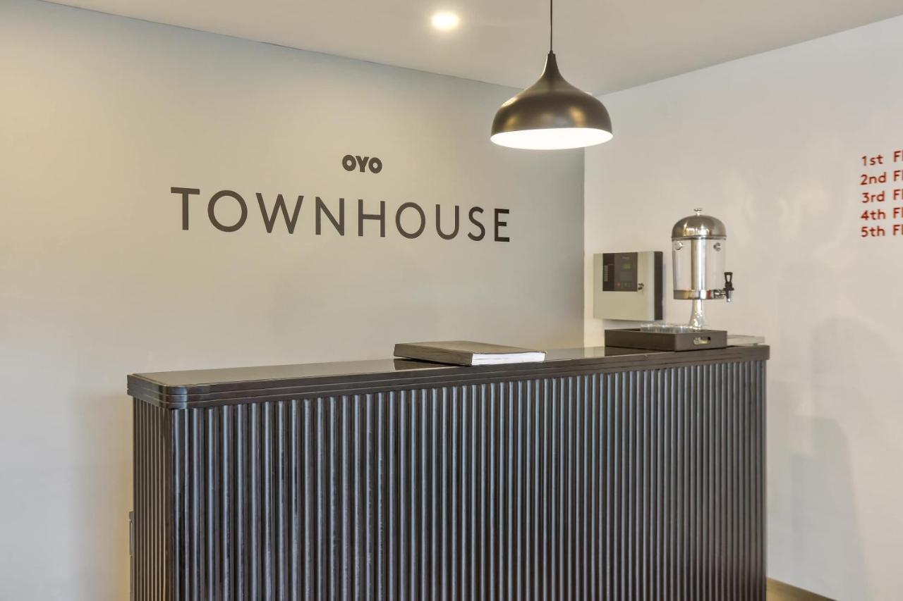 Hotel Oyo Townhouse 156 Maraimalai Nagar à Chennai Extérieur photo
