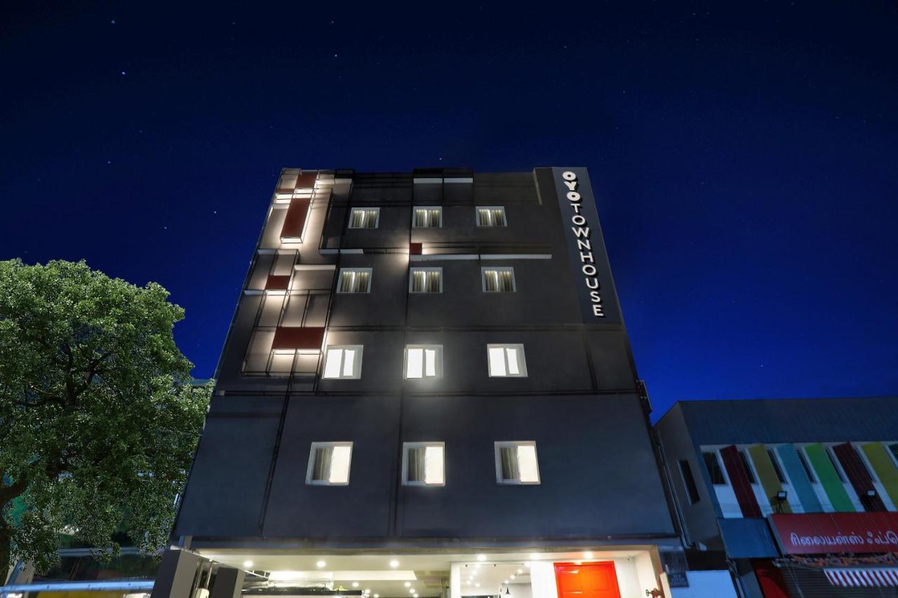Hotel Oyo Townhouse 156 Maraimalai Nagar à Chennai Extérieur photo