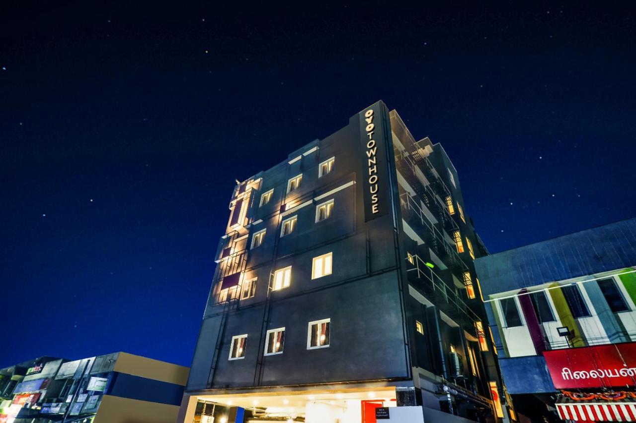Hotel Oyo Townhouse 156 Maraimalai Nagar à Chennai Extérieur photo